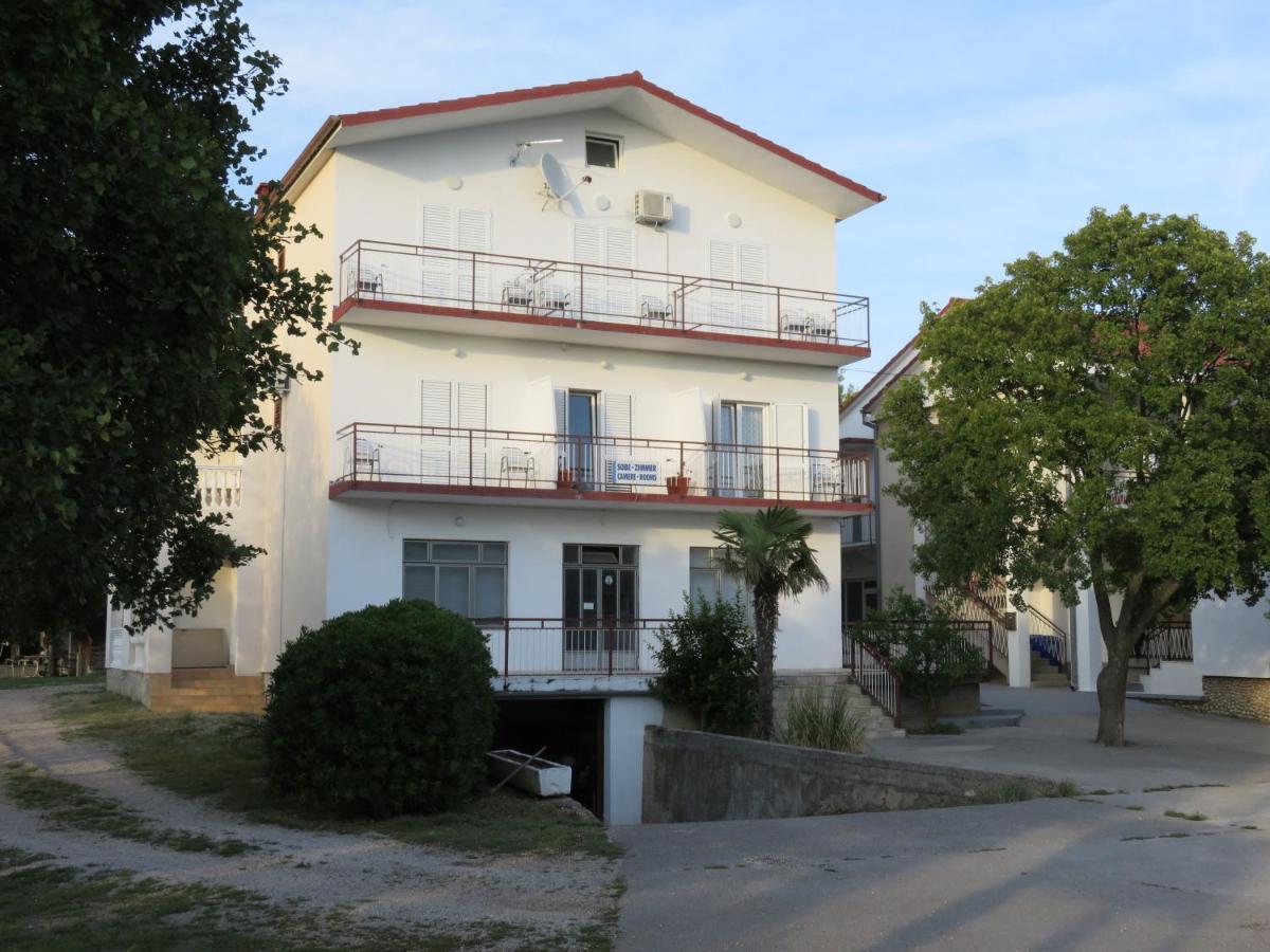 Apartmani Mm Starigrad Paklenica Ngoại thất bức ảnh