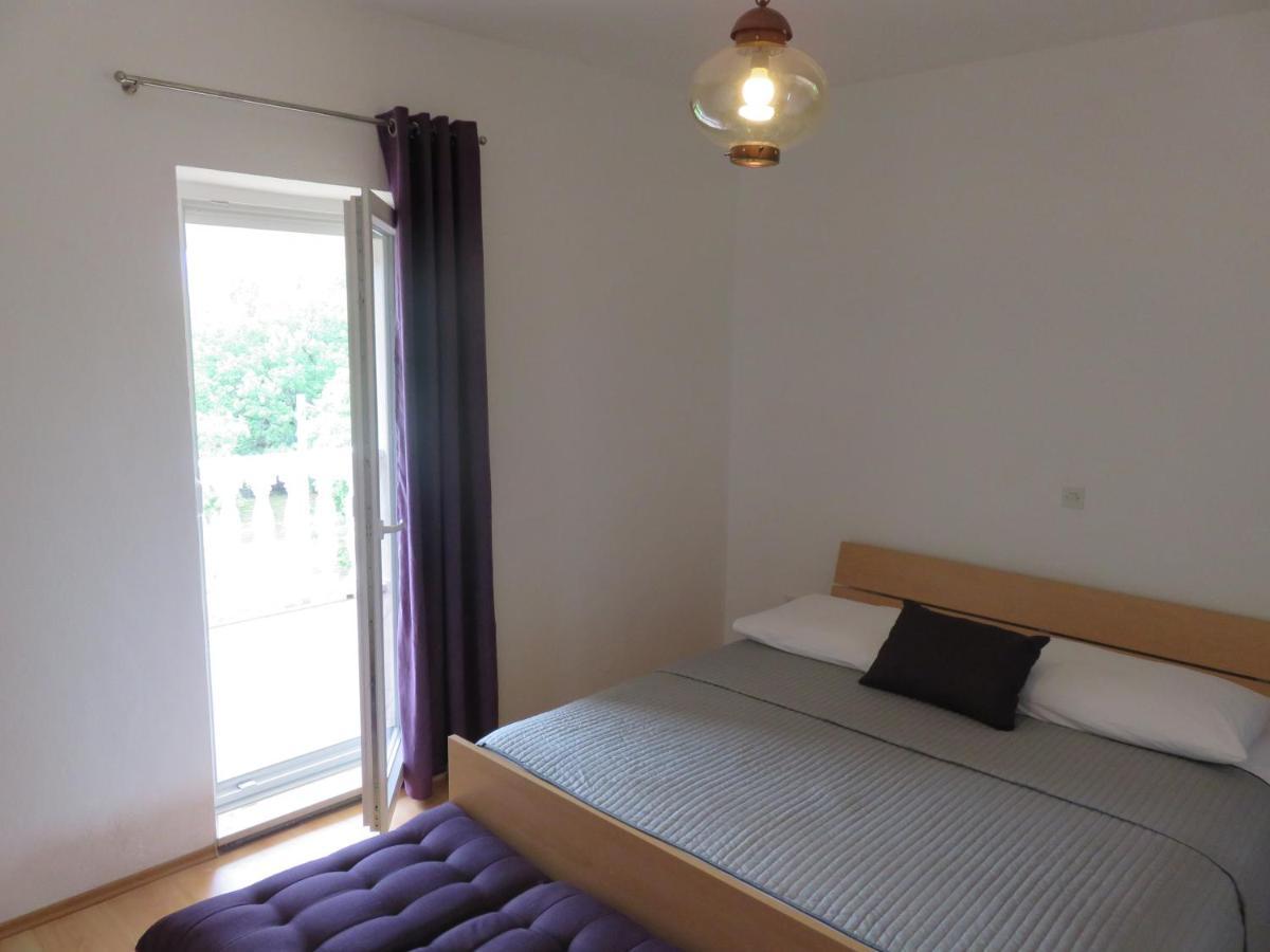 Apartmani Mm Starigrad Paklenica Ngoại thất bức ảnh