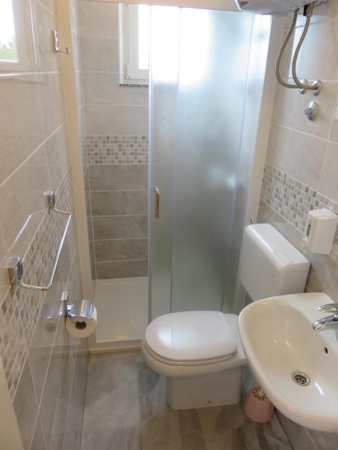 Apartmani Mm Starigrad Paklenica Ngoại thất bức ảnh