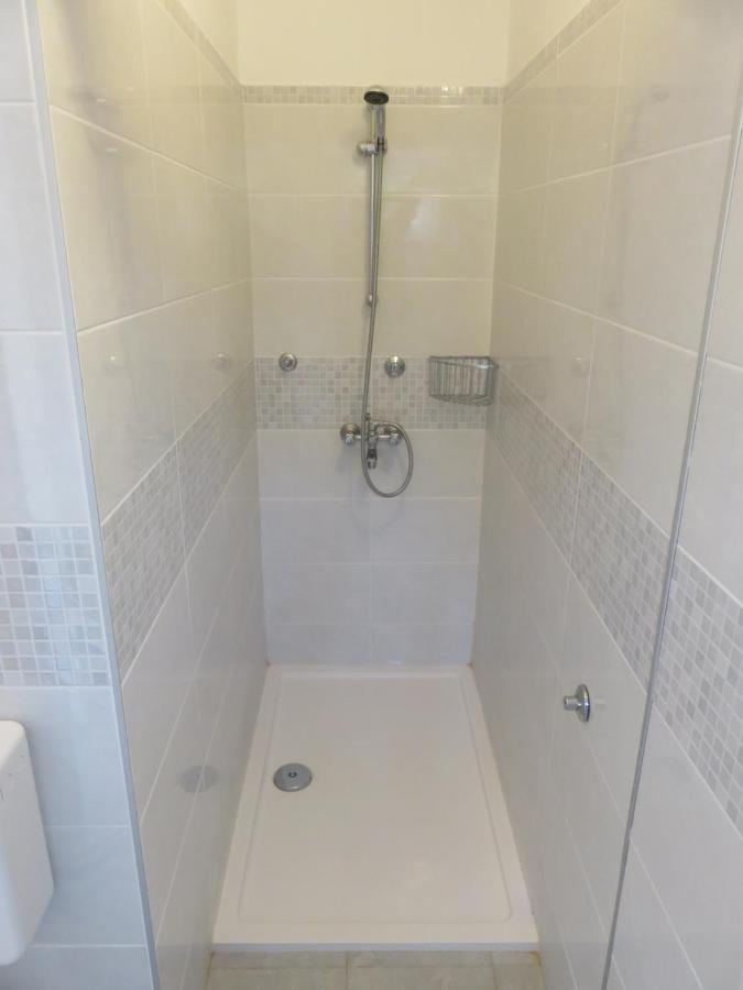 Apartmani Mm Starigrad Paklenica Ngoại thất bức ảnh