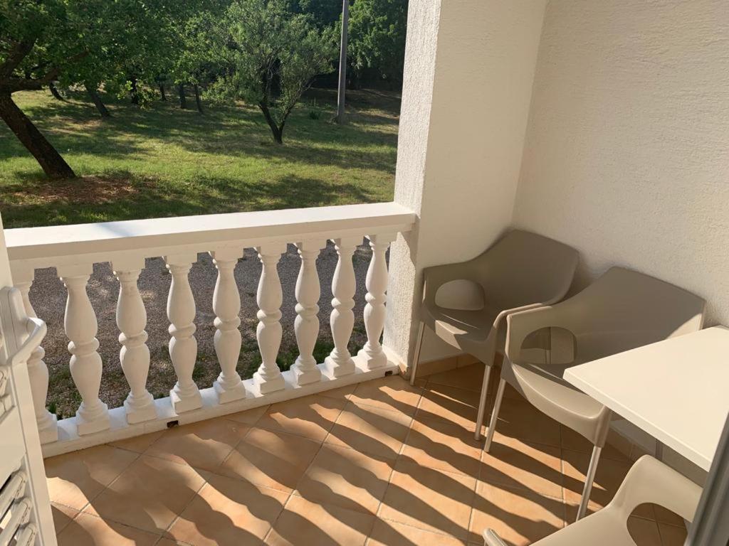 Apartmani Mm Starigrad Paklenica Ngoại thất bức ảnh
