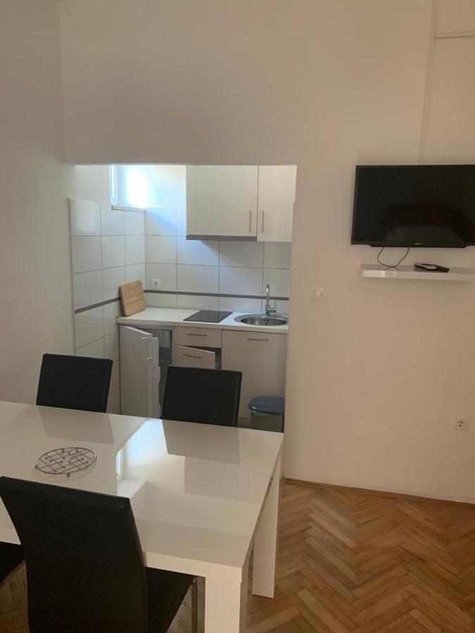 Apartmani Mm Starigrad Paklenica Ngoại thất bức ảnh