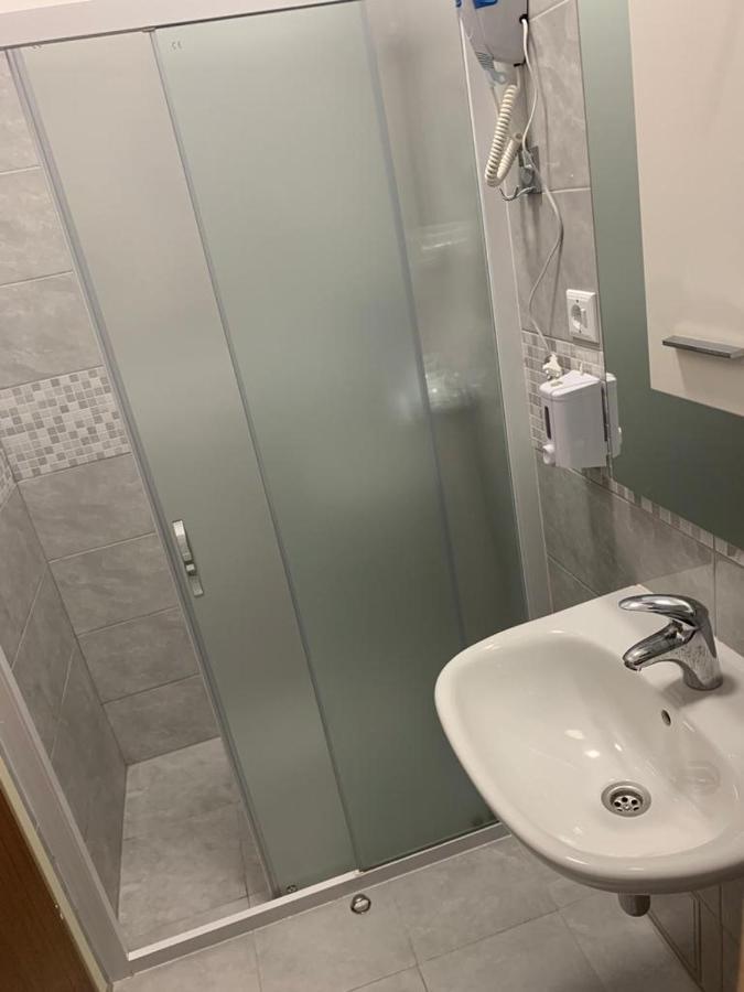 Apartmani Mm Starigrad Paklenica Ngoại thất bức ảnh